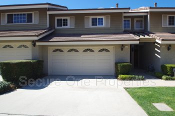 Gorgeous Thousand Oaks 3 Bedroom Townhome! property image