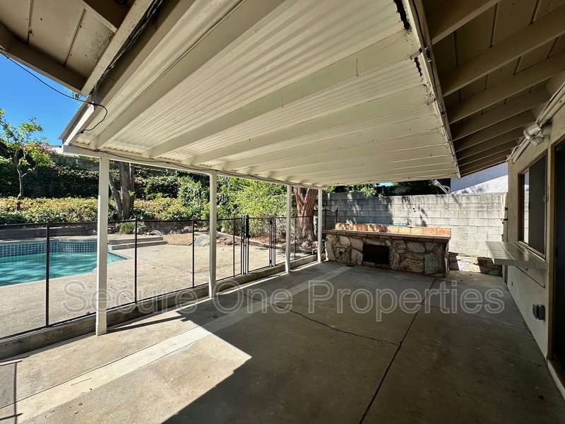 Beautiful Agoura Hills Pool Home! property image
